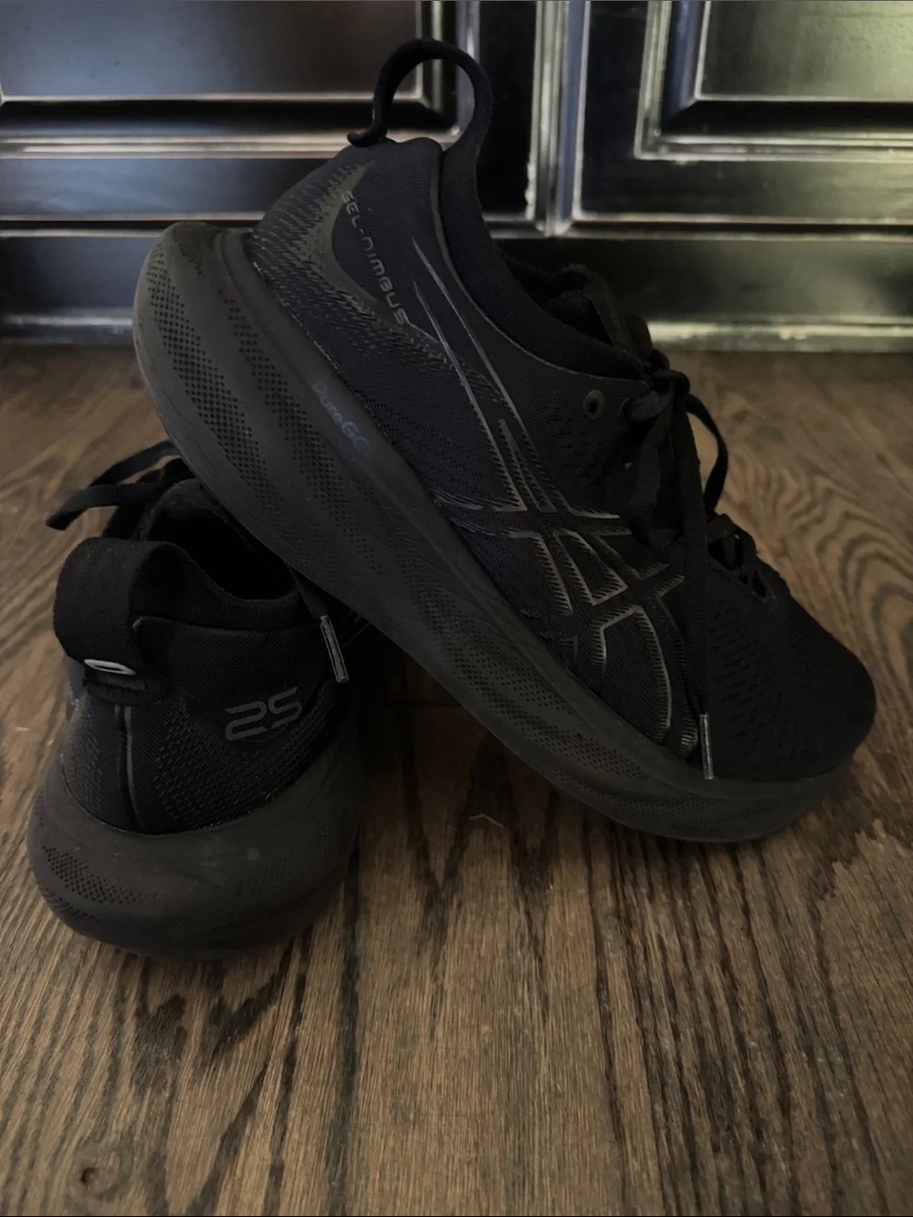 ASICS Gel Nimbus 25 triple black